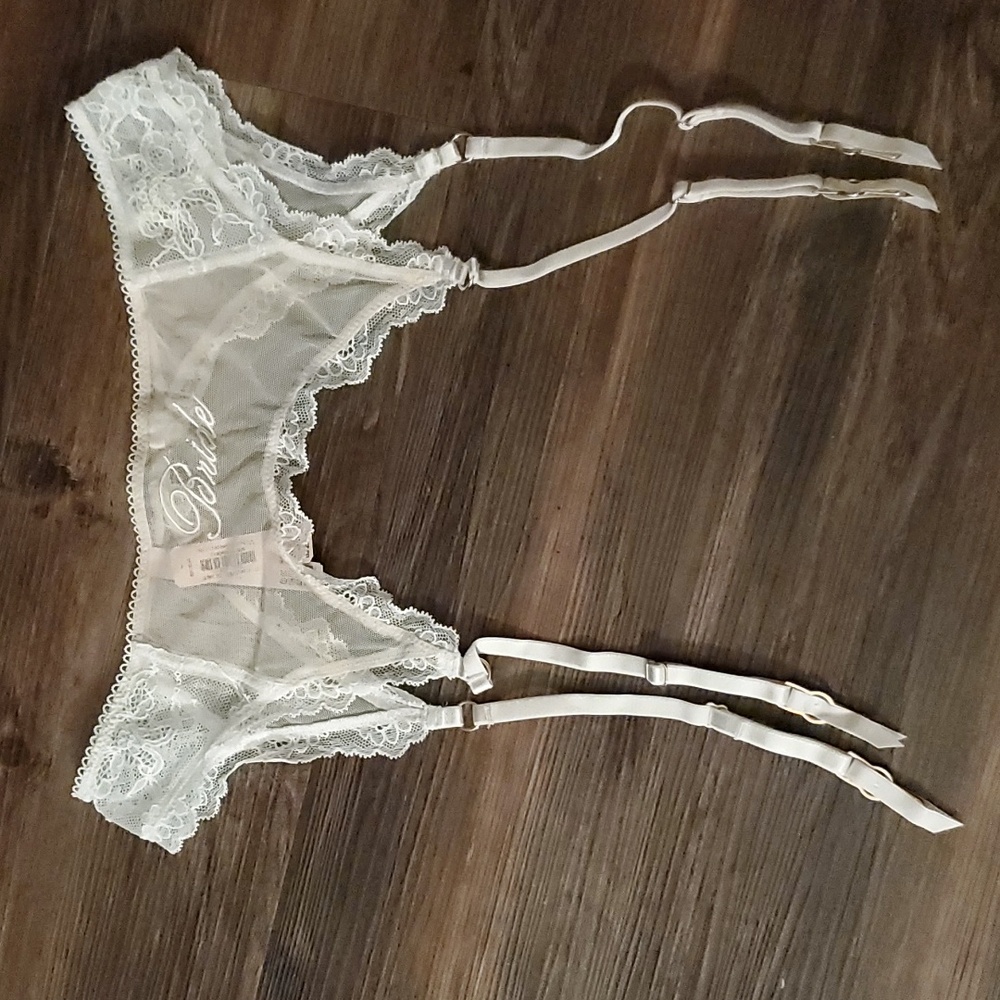 Victoria's Secret stocking holder that matched the ( I do) thong